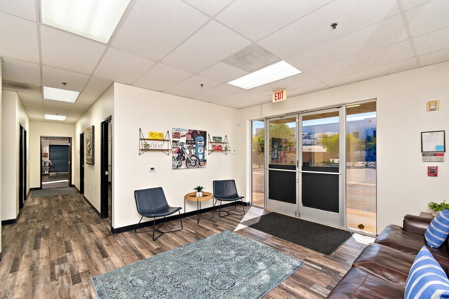 More Photos Of 317 W Tullock St, Rialto Warehouse For Sale