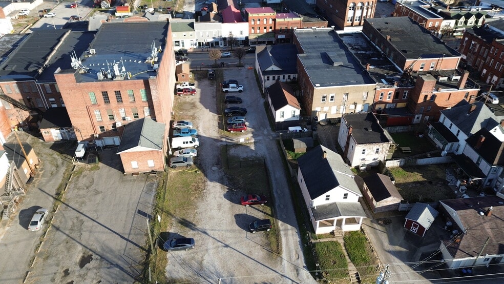 More Photos Of 259 Jefferson Ave, Moundsville Storefront Retail Residential For Sale