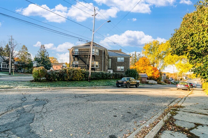 More Photos Of 99 Douglas St, Sudbury Apartments For Sale