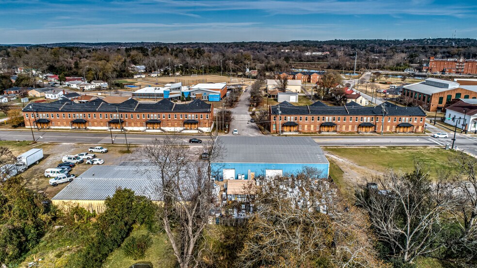 More Photos Of 1901-1939 Broad St, Augusta Apartments For Sale