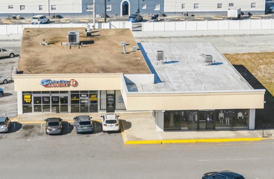 More Photos Of 2751 W Old US Highway 441, Mount Dora General Retail For Sale