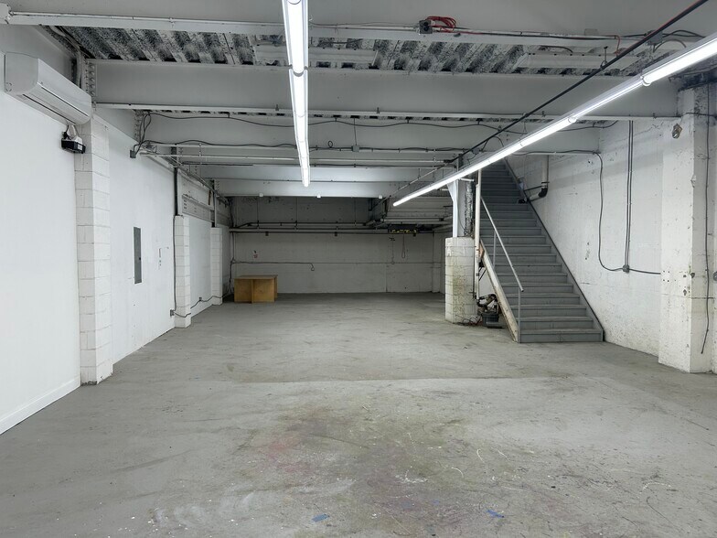 More Photos Of 4613 27th St, Long Island City Manufacturing For Sale