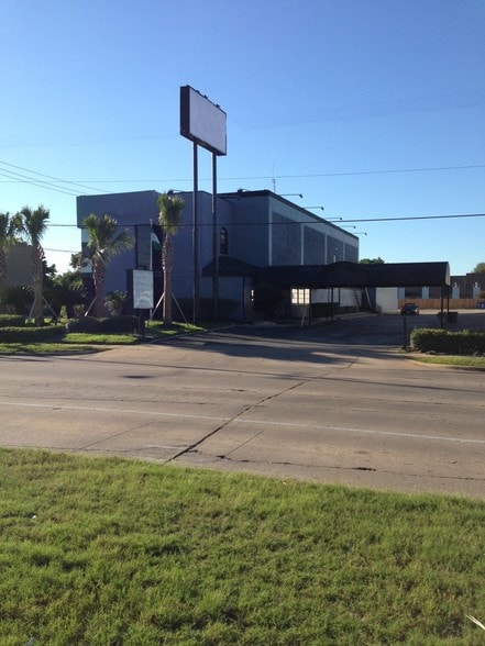 More Photos Of 6213 Richmond Ave, Houston Restaurant For Lease