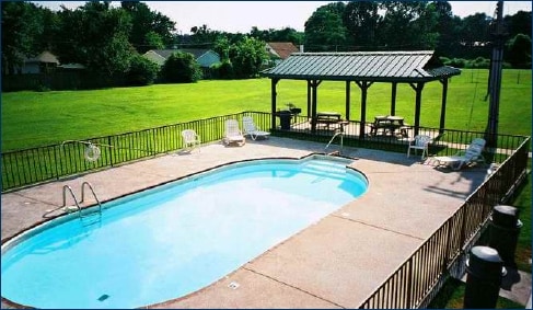 More Photos Of 6315 Navy Rd, Millington Hotel For Sale