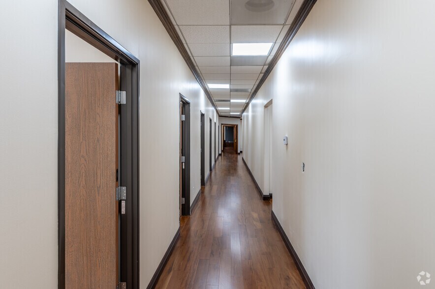 More Photos Of 171 S Anita Dr, Orange Medical For Lease