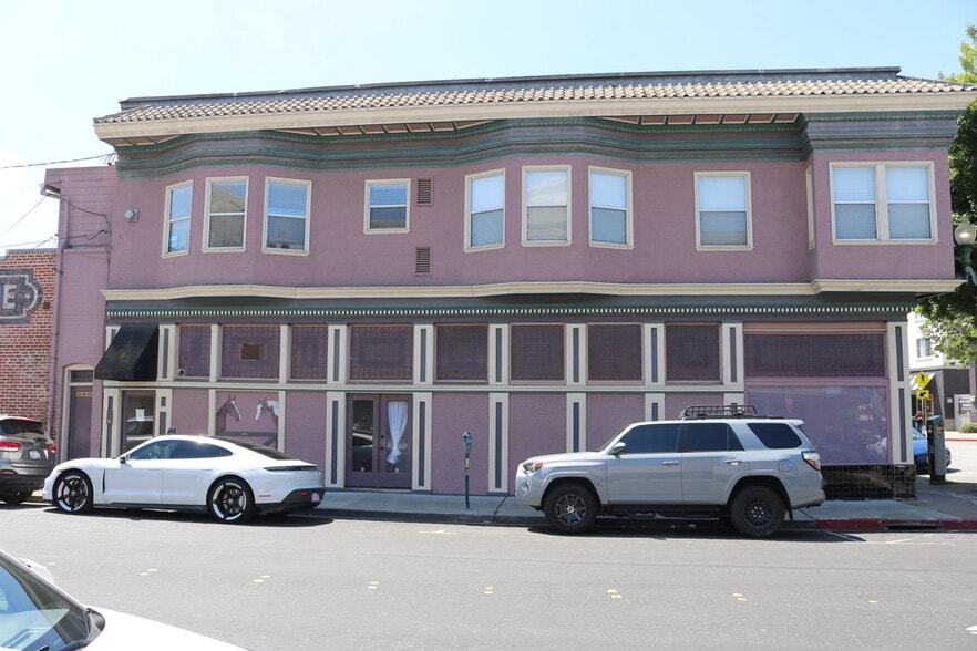 More Photos Of 903 Main St, Redwood City Storefront Retail Office For Sale