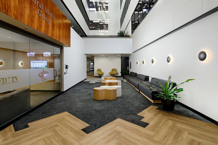 More Photos Of 49 Music Square W, Nashville Office For Lease