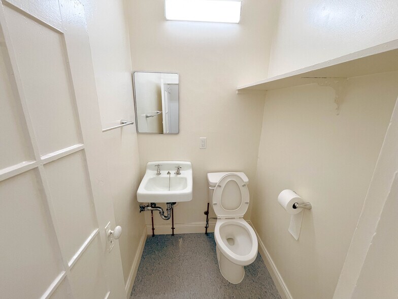 More Photos Of 6844 Mission St, Daly City Storefront Retail Residential For Sale