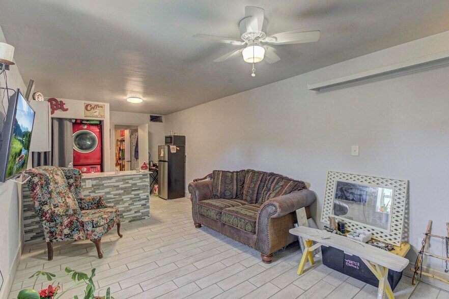 More Photos Of 113 W Cedar Ln, Payson Auto Repair For Sale
