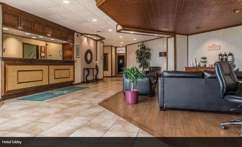 More Photos Of 3200 S Hermitage Rd, Hermitage Hotel For Sale