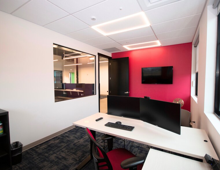 More Photos Of 2780 N Eagle Ln, Liberty Lake Office For Lease