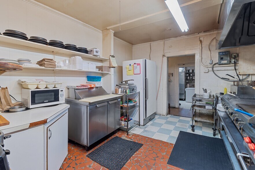 More Photos Of 1128 N Main St, Oakboro Restaurant For Sale