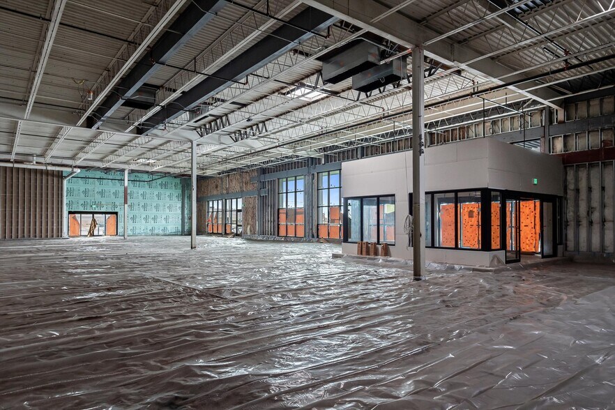 More Photos Of 32070 Gratiot Ave, Roseville Freestanding For Lease