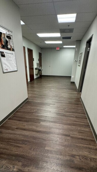 More Photos Of 640 Brooker Creek Blvd, Oldsmar Light Distribution For Sale