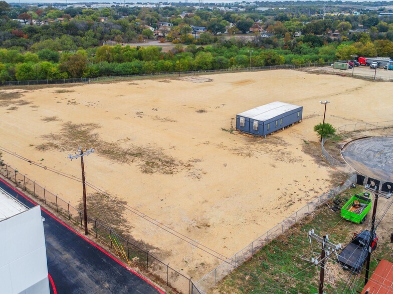 More Photos Of 9711 Cobb St, San Antonio Land For Lease