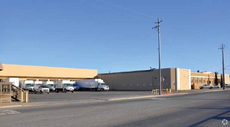 More Photos Of 417 Salinas Rd, Watsonville Warehouse For Lease