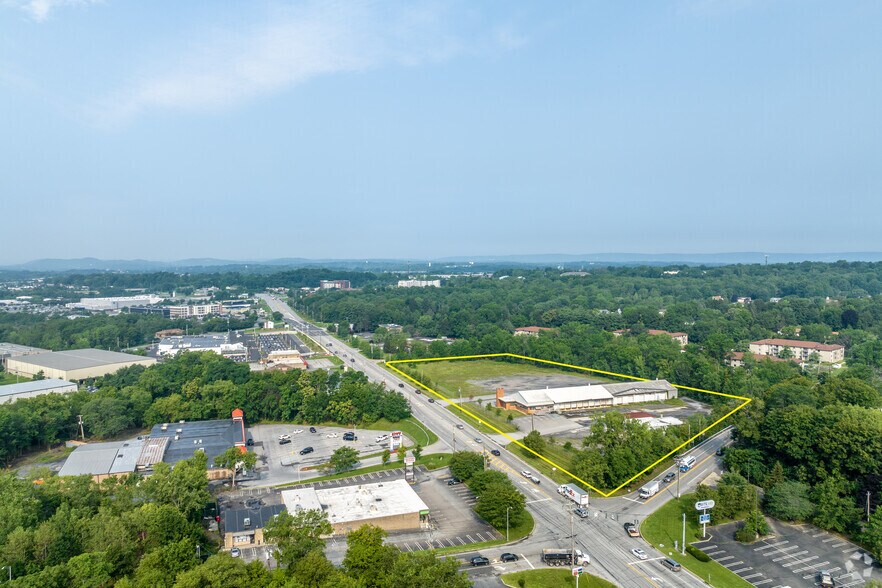 Primary Photo Of 681 Route 211 E, Middletown Land For Lease