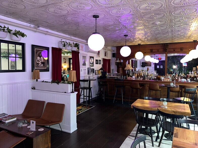 More Photos Of 28 Market St, Warren Theater Concert Hall For Sale