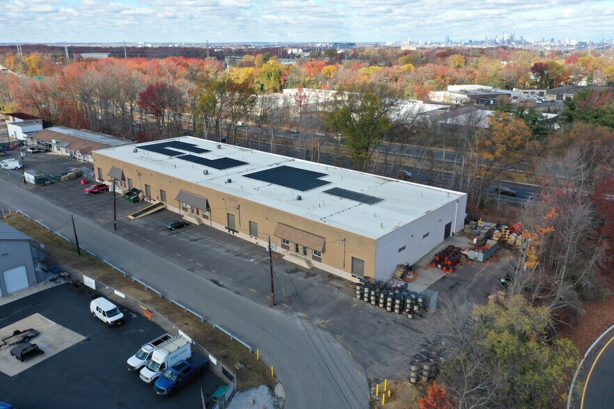 More Photos Of 601 Ryan Ave, Westville Warehouse For Lease