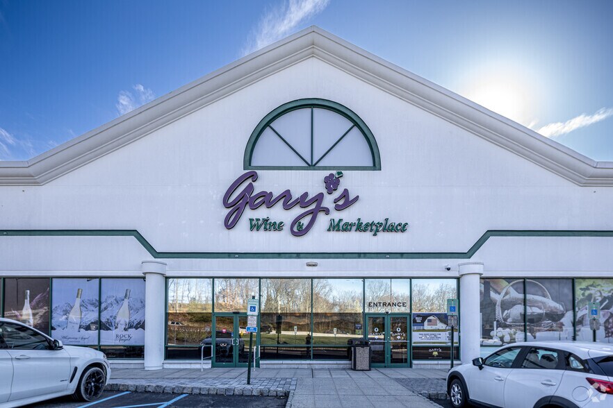 More Photos Of 1308 State Route 23, Wayne Freestanding For Lease