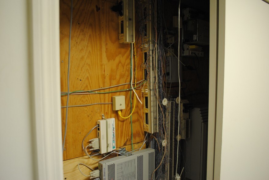 More Photos Of 3006 Dodds Ave, Chattanooga Light Manufacturing For Sale