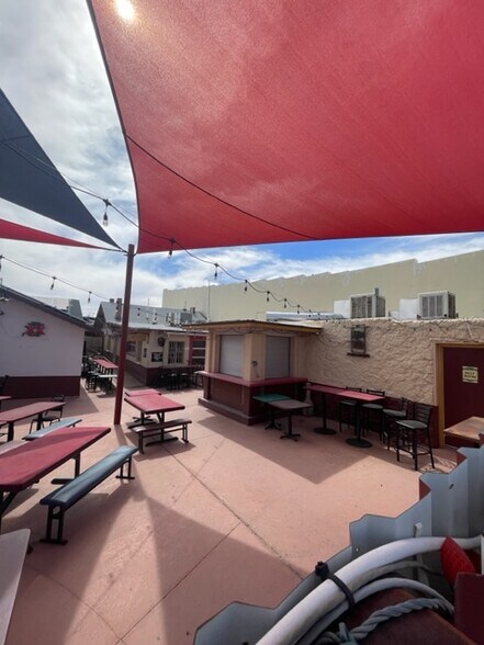 More Photos Of 2909 Pershing Dr, El Paso Storefront Retail Residential For Sale