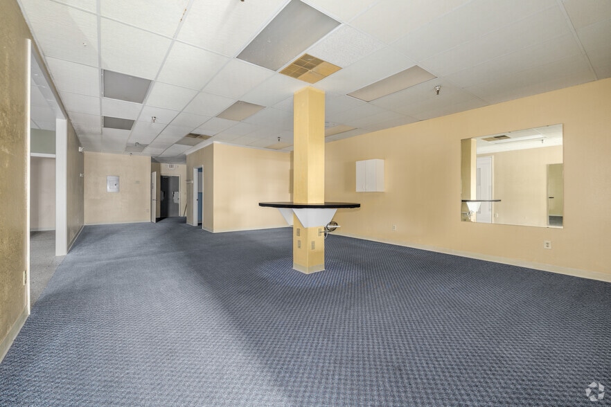 More Photos Of 4901 E Silver Springs Blvd, Ocala Unknown For Lease