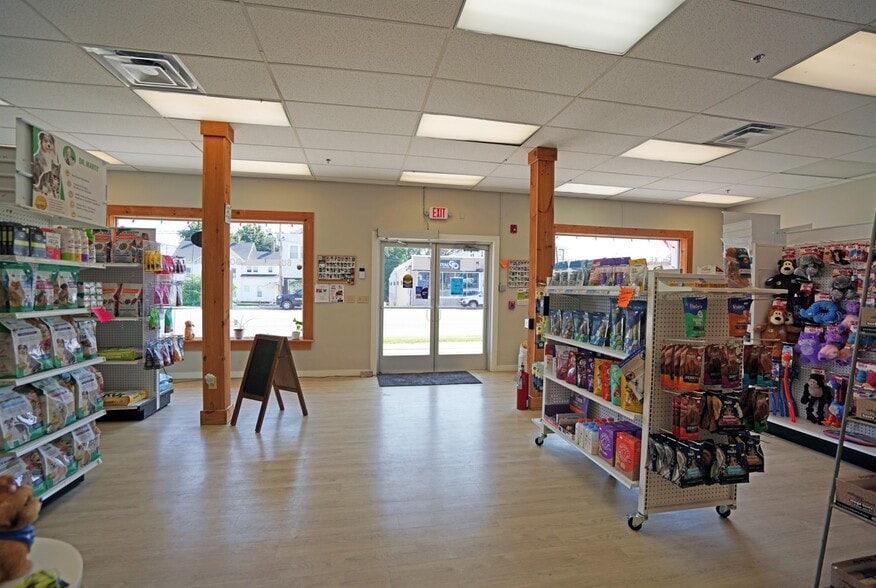 More Photos Of 80 S Main St, Concord Freestanding For Lease