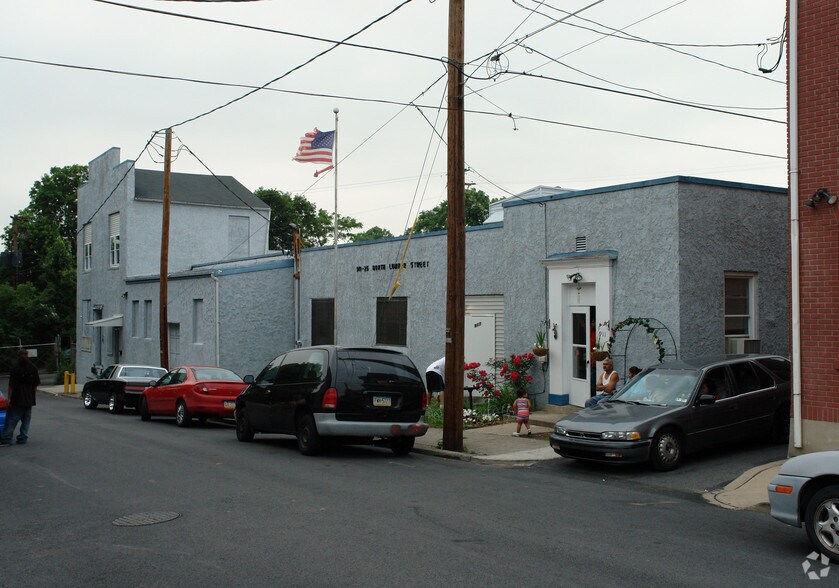 More Photos Of 911-925 N Lumber St, Allentown Manufacturing For Sale