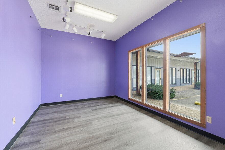 More Photos Of 1270 W Highway 412, Siloam Springs Unknown For Lease