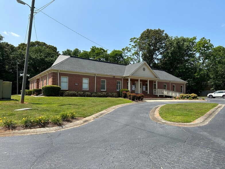 More Photos Of 573 Concord Rd SE, Smyrna Medical For Lease