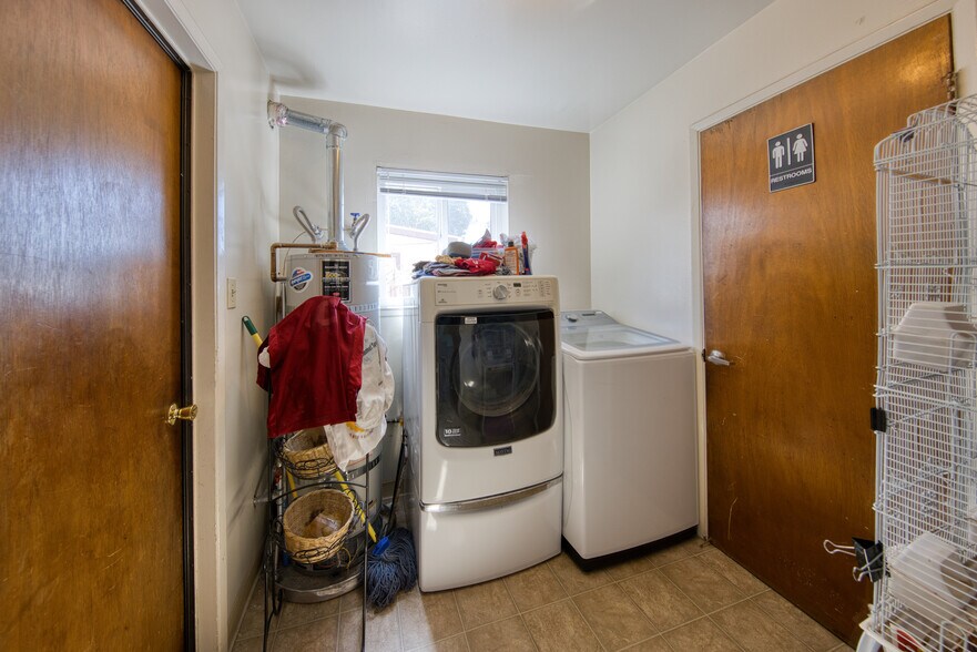More Photos Of 24039 Park St, Hayward Apartments For Sale