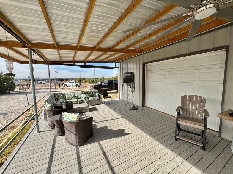 More Photos Of 8895 US-67 Hwy, Cleburne Trailer Camper Park For Sale