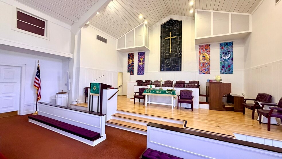 Primary Photo Of 195 New Market Rd, Tryon Religious Facility For Sale