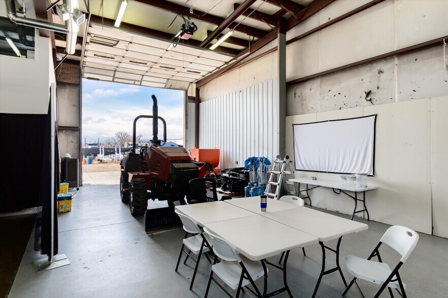 More Photos Of 14274 Longs Peak Ct, Mead Warehouse For Lease