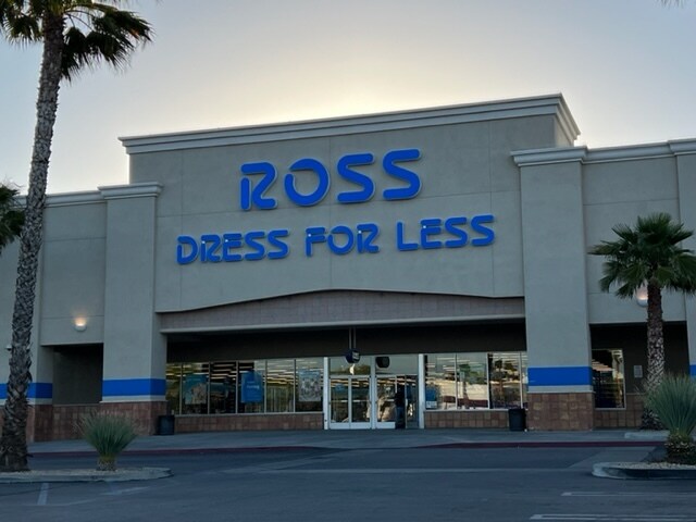 More Photos Of 39176-39532 10th St W, Palmdale Unknown For Lease