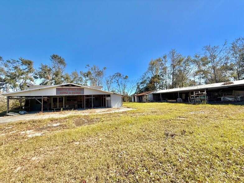 More Photos Of 2501 Douglas Hwy, Denton General Retail For Sale