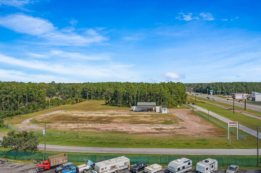 More Photos Of 1800 Village Dr, Kingsland Land For Sale