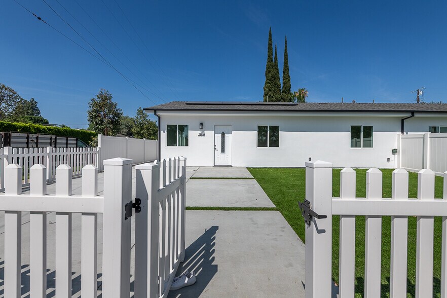 More Photos Of 8004 Shirley Ave, Reseda Multifamily For Sale
