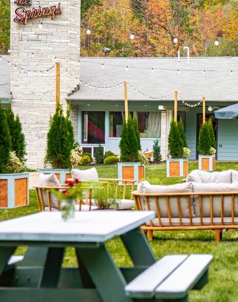 More Photos Of 94 Route 7, New Ashford Hotel For Sale