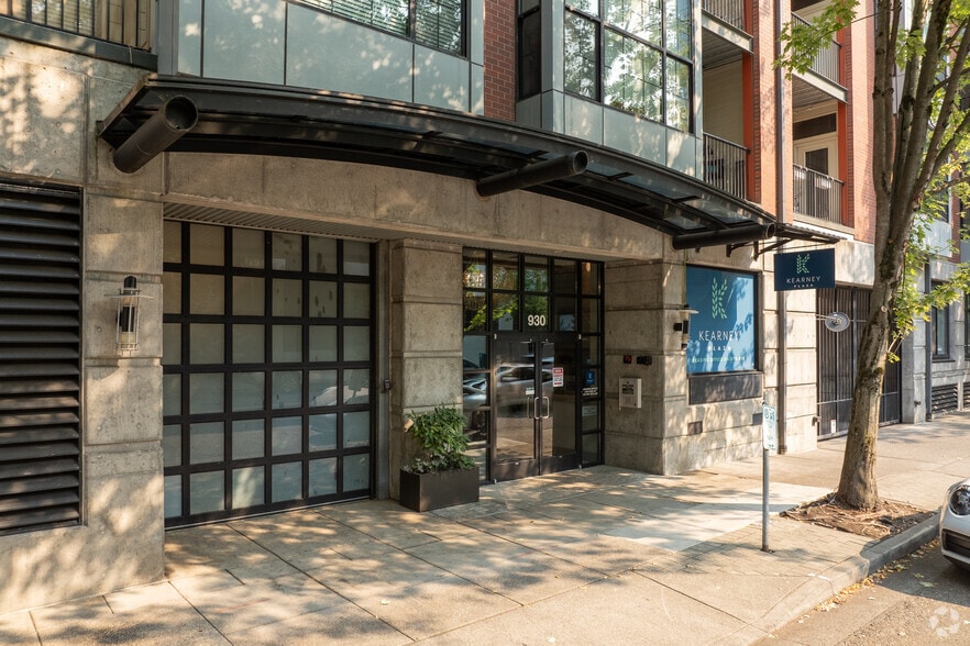 More Photos Of 1102 NW Lovejoy St, Portland Apartments For Lease