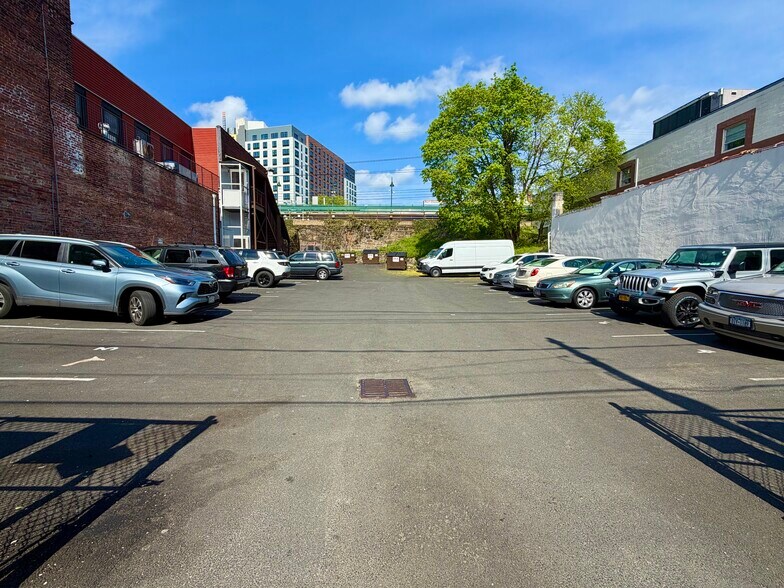 More Photos Of 101-109 Westchester Ave, Port Chester Storefront Retail Office For Lease