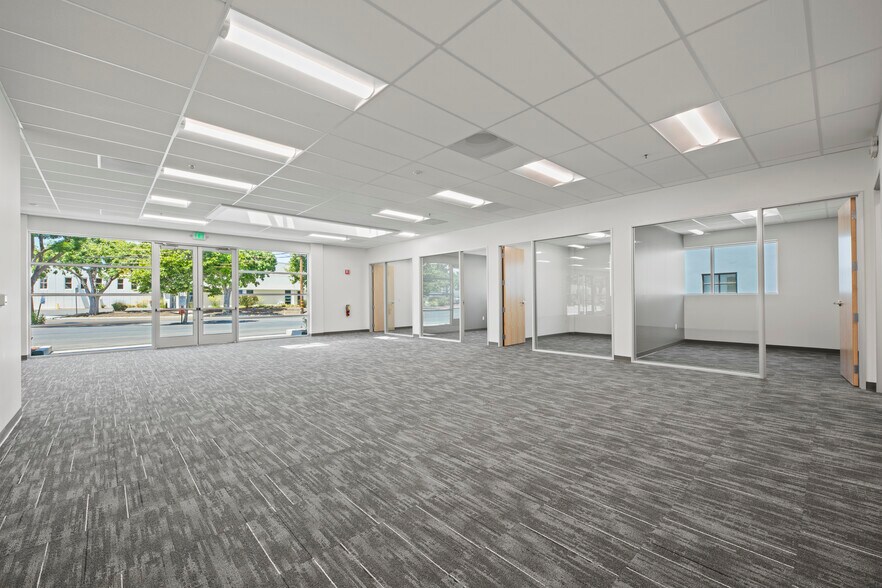 More Photos Of 1180 O'Brien Dr, Menlo Park Research And Development For Lease
