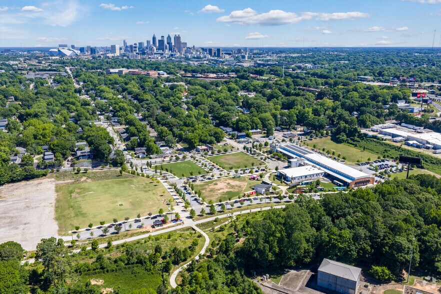 More Photos Of 352 University Ave SW, Atlanta Land For Lease