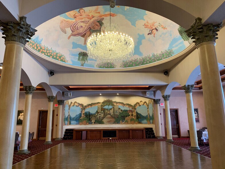 More Photos Of 3656 Dressler Rd NW, Canton Restaurant For Sale