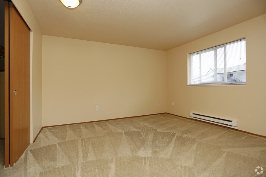 More Photos Of 2231 NE Bridgecreek Ave, Vancouver Apartments For Sale
