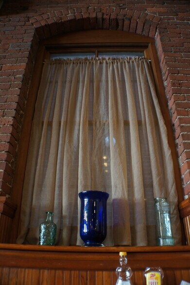 More Photos Of 5-7 S 6th St, New Bedford Restaurant For Sale