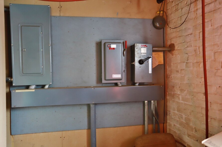 More Photos Of 12 Harmony St, Adams Warehouse For Sale