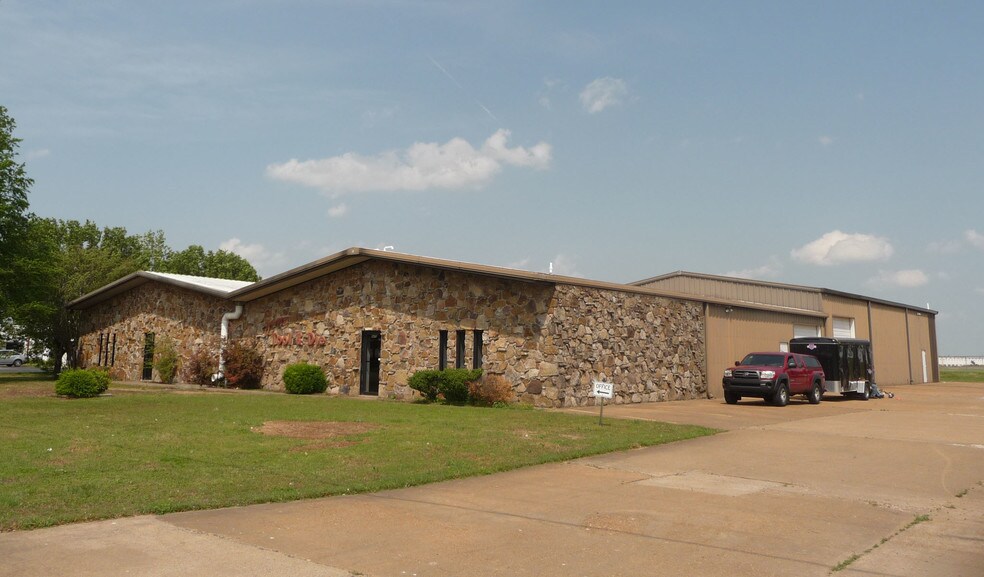 More Photos Of 8470 Summit Cv, Olive Branch Light Distribution For Sale