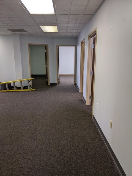 More Photos Of 5600 Kentshire Dr, Dayton Loft Creative Space For Sale